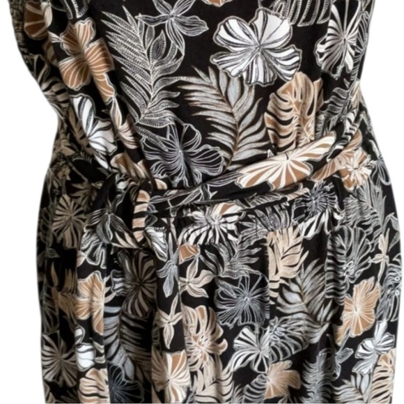 💛 J JILL WEAREVER COLLECTION Floral Black Wide Legged Jumpsuit - Picture 5 of 6